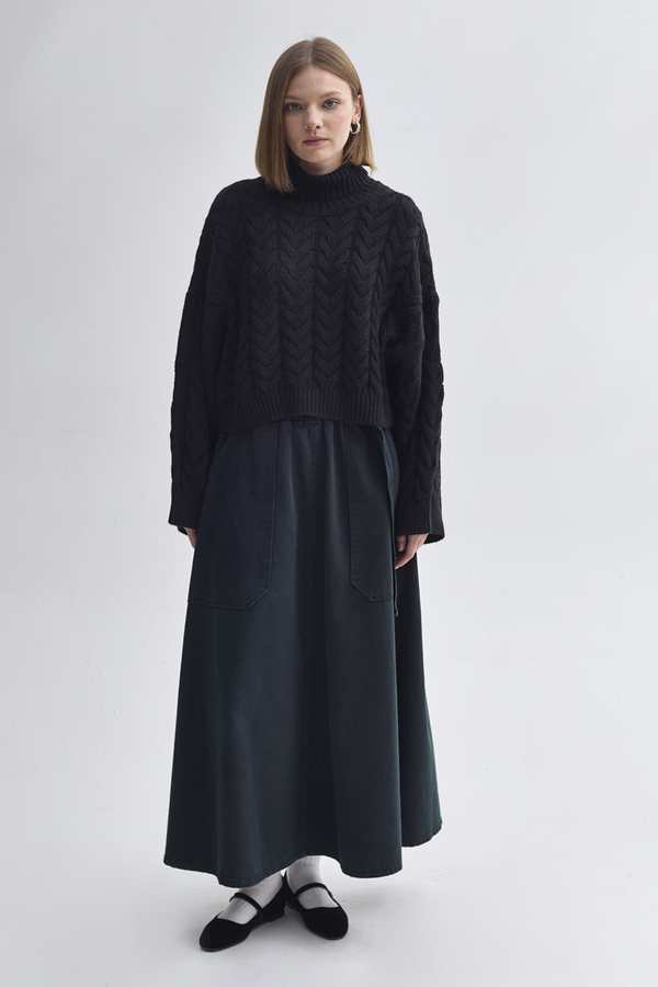 Turtleneck Crop Knit Sweater Black - 9