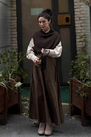 Turtleneck Knit Vest Dark Brown - 2