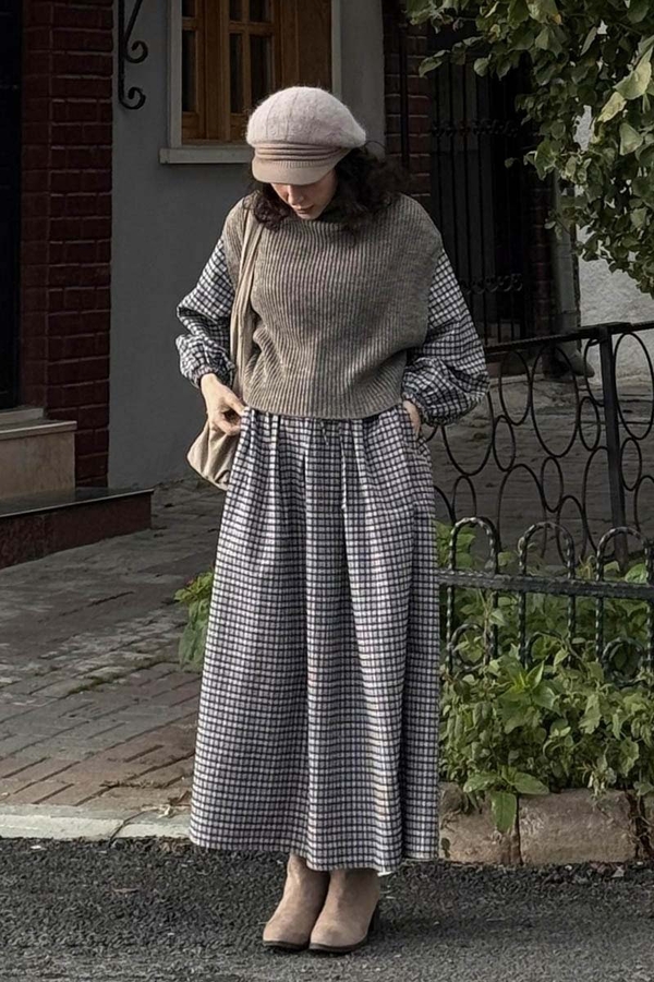 Turtleneck Knit Vest Earth Tone 