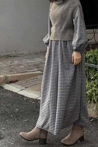 Turtleneck Knit Vest Earth Tone - 2