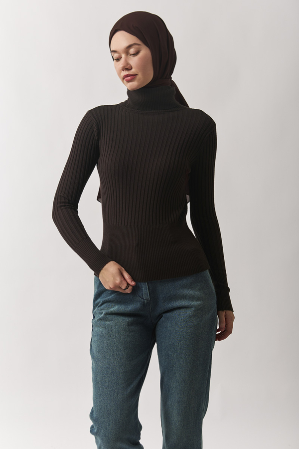 Turtleneck Premium Knit Body Brown - 9