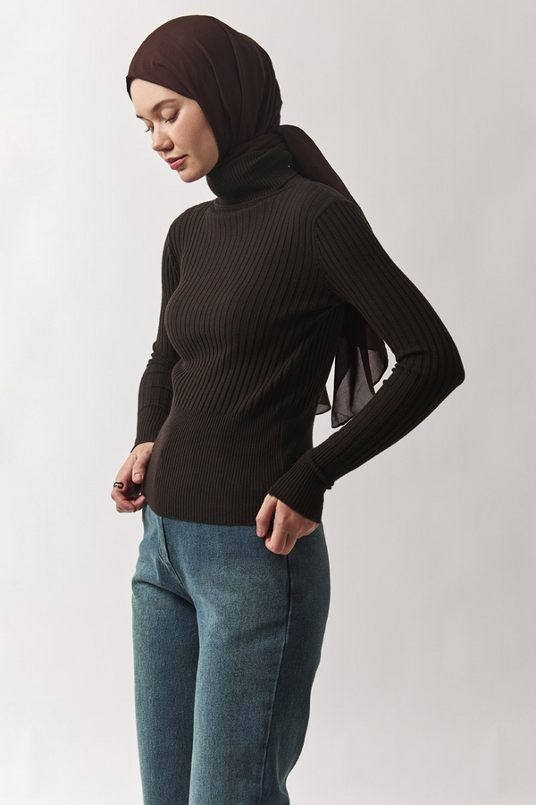 Turtleneck Premium Knit Body Brown - 12