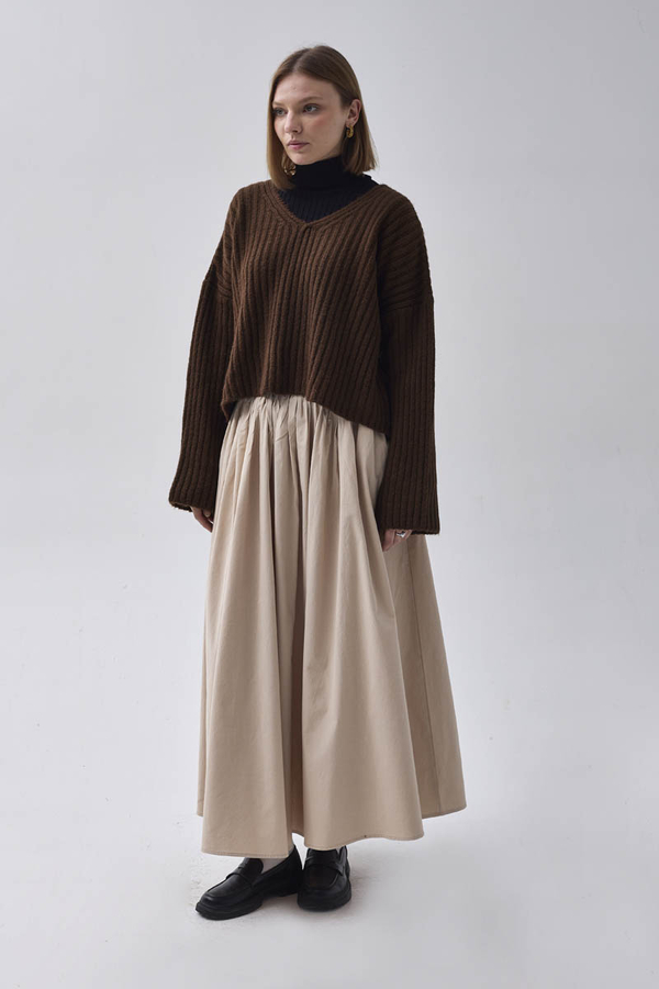 V Neck Crop Knit Sweater Brown (1)