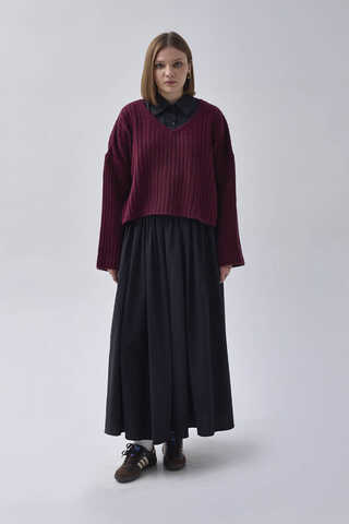 V Neck Crop Knit Sweater Cherry - 2