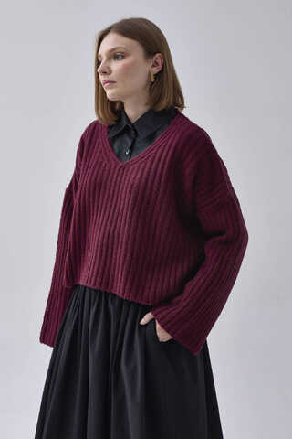 V Neck Crop Knit Sweater Cherry - 6