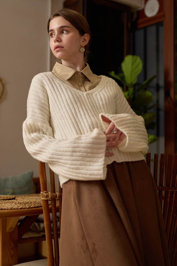 V Neck Crop Knit Sweater Ecru (1)