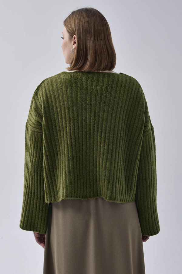 V Neck Crop Knit Sweater Khaki - 12