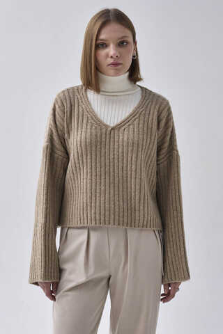 V Neck Crop Knit Sweater Mink