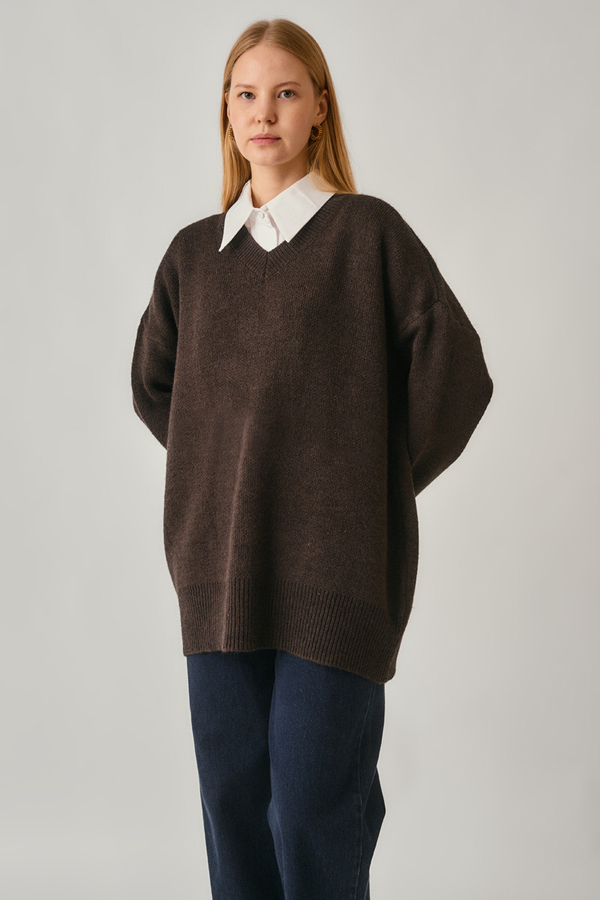V-Neck Knit Sweater Brown - 4
