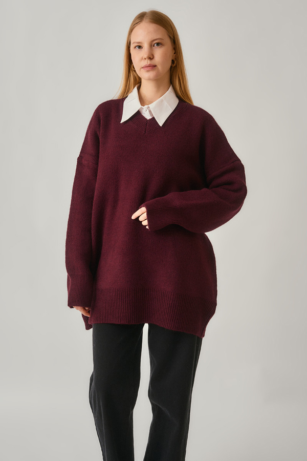 V-Neck Knit Sweater Burgundy - 2