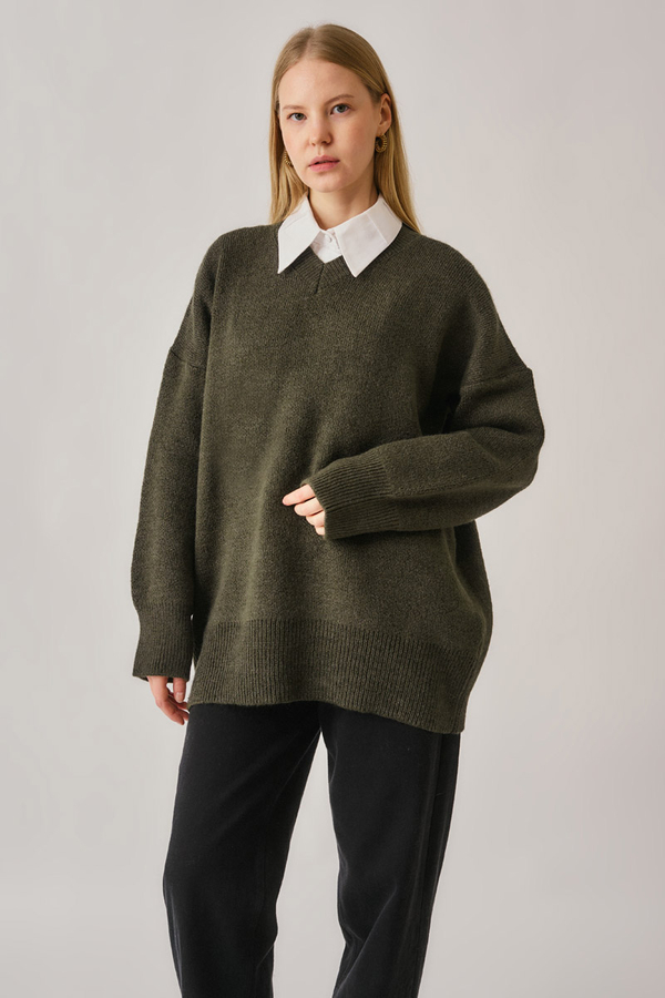 V-Neck Knit Sweater Khaki - 8