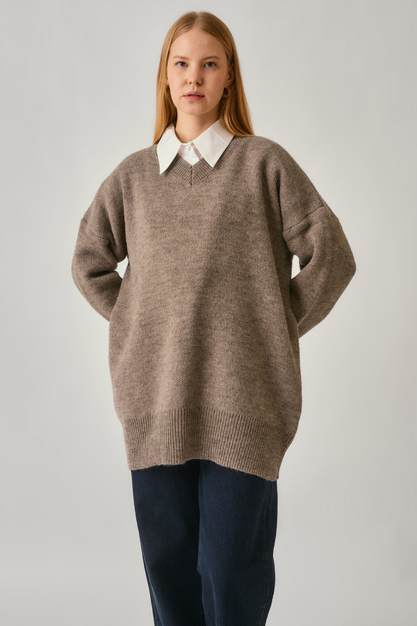 V-Neck Knit Sweater Mink - 4