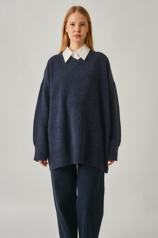 V-Neck Knit Sweater Navy - 4