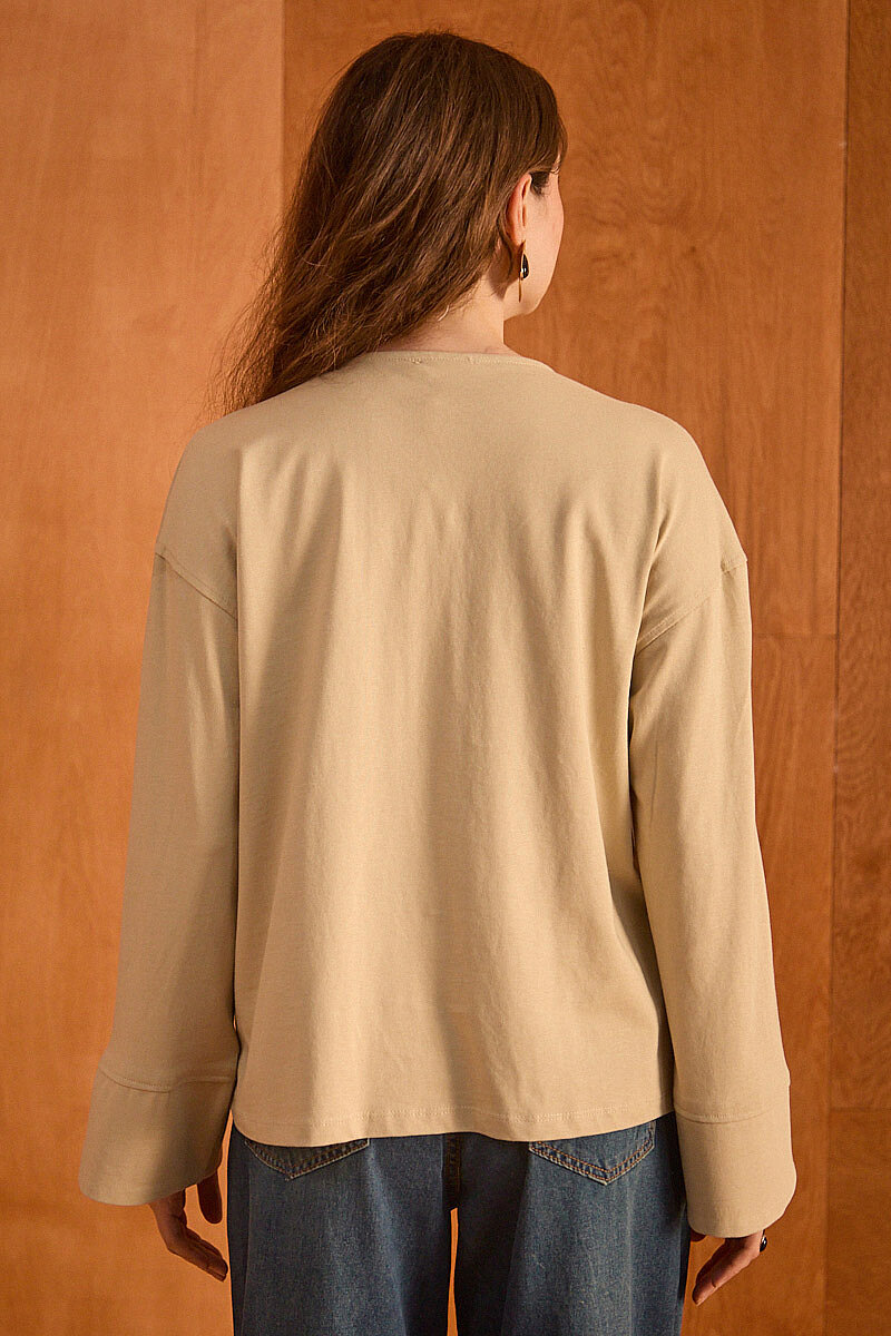 V Yaka Basic Tişört Bej - 6