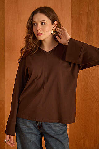 V Yaka Basic Tişört Kahve - 4