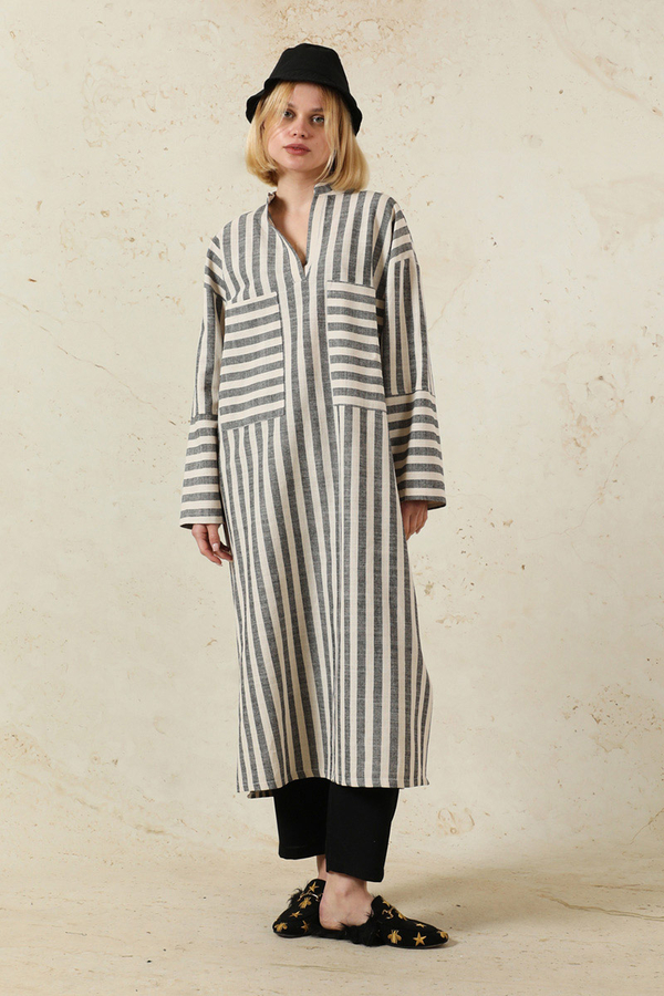 V Yaka Keten Tunik Siyah - 3