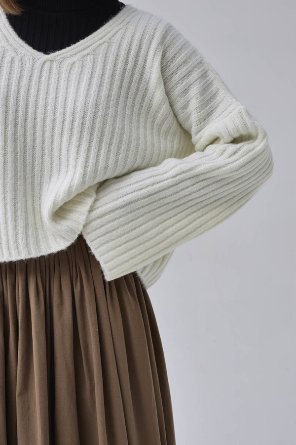 V Yaka Crop Kazak Ekru - 12