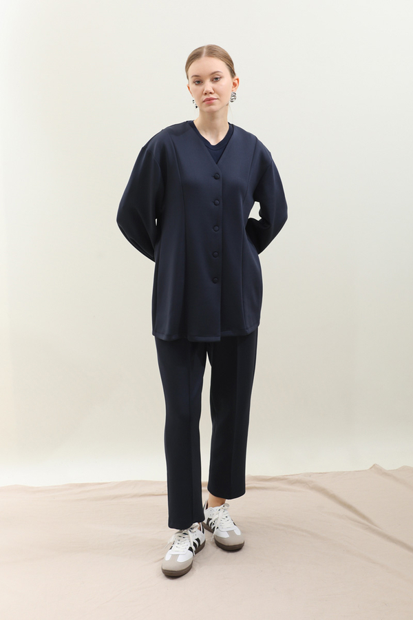 V Yaka Önden Düğmeli Takım Lacivert - 2