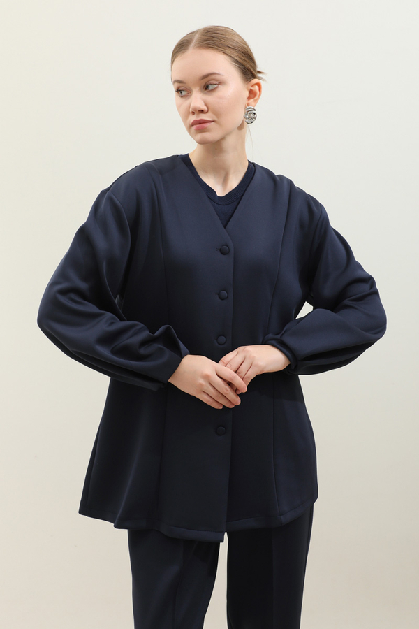 V Yaka Önden Düğmeli Takım Lacivert - 4