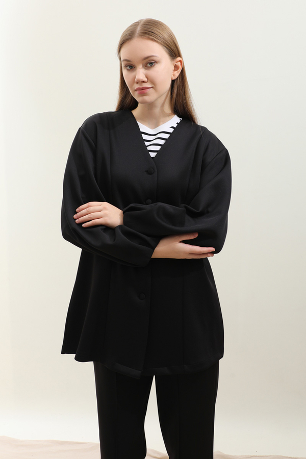 V Yaka Önden Düğmeli Takım Siyah - 6