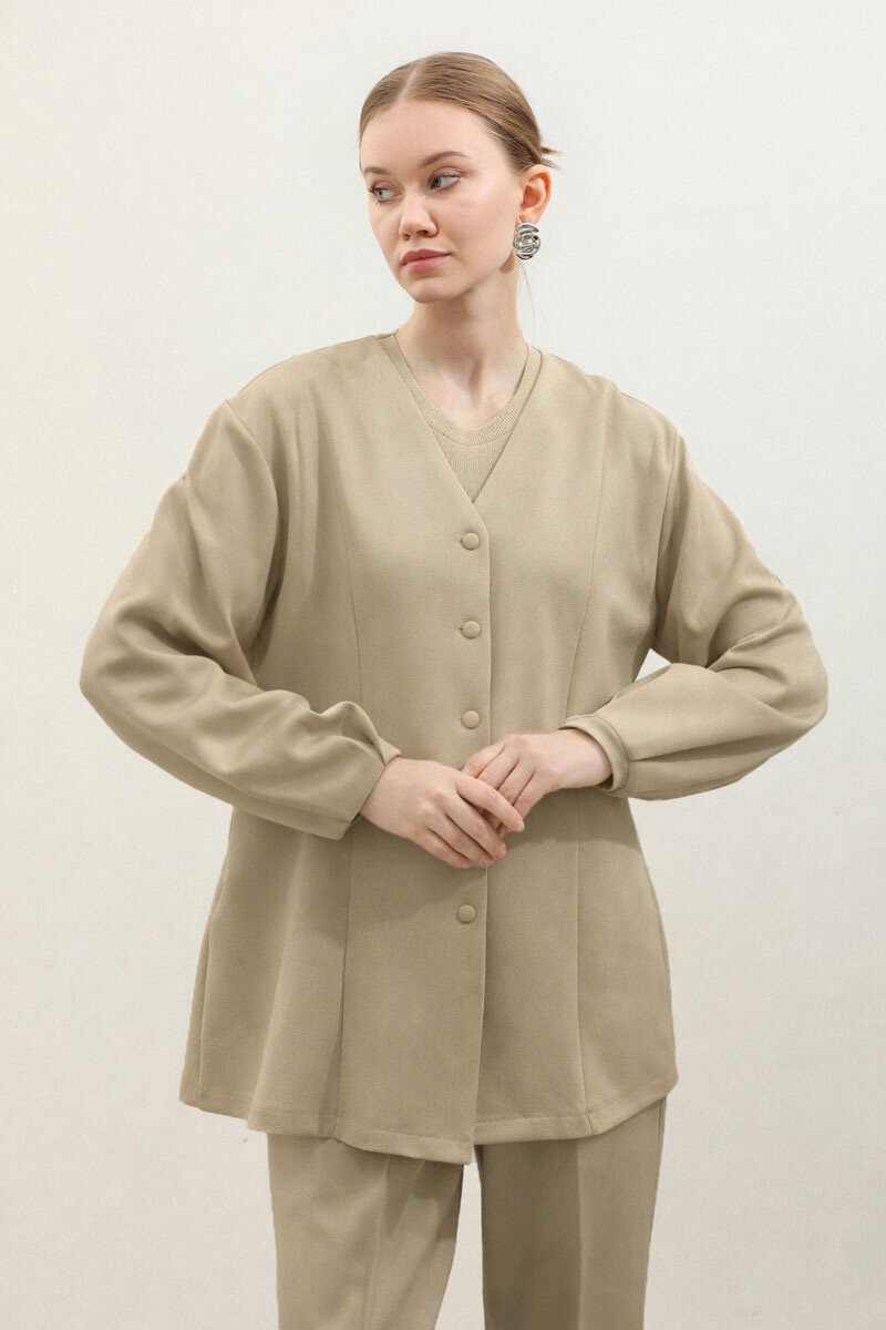 V Yaka Önden Düğmeli Takım Taş - 1