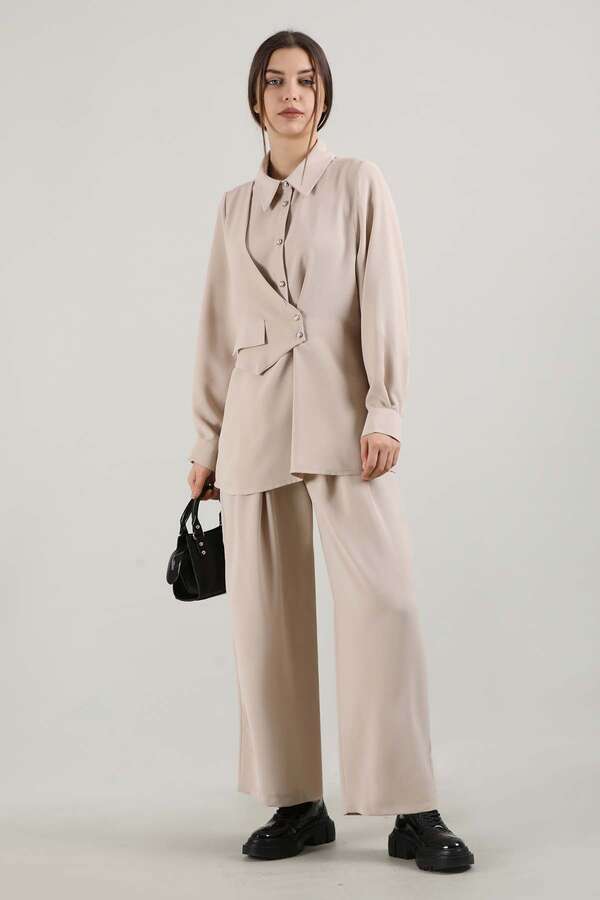 Vest Style Suit Cream 