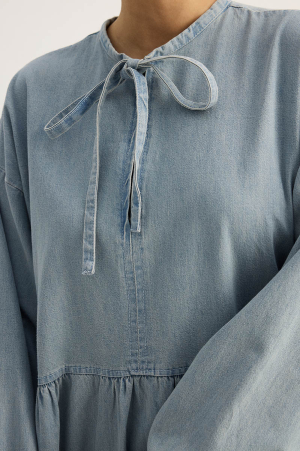 Yakadan Bağlamalı Denim Elbise Buz Mavisi - 10
