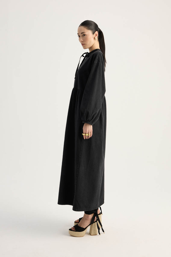 Yakadan Bağlamalı Denim Elbise Siyah - 15