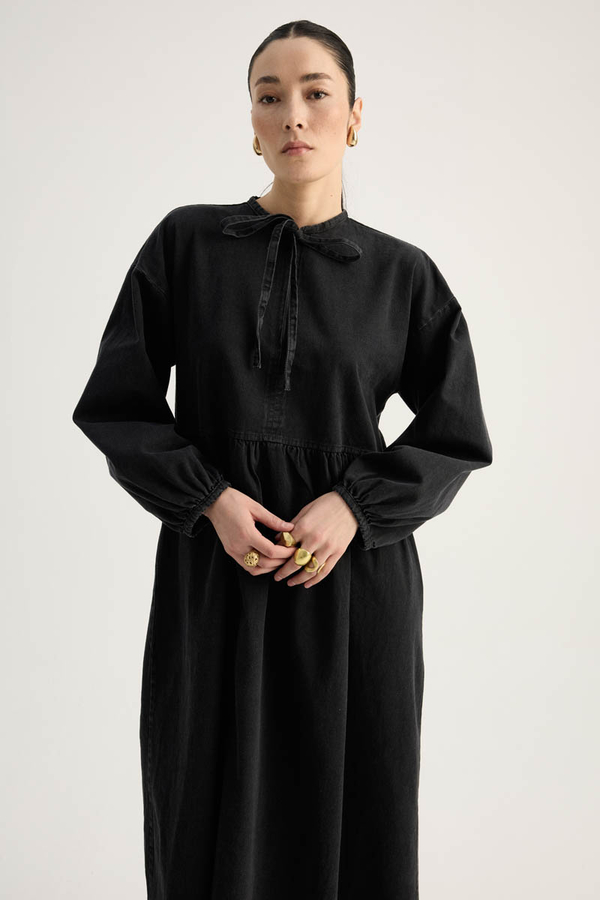 Yakadan Bağlamalı Denim Elbise Siyah - 10