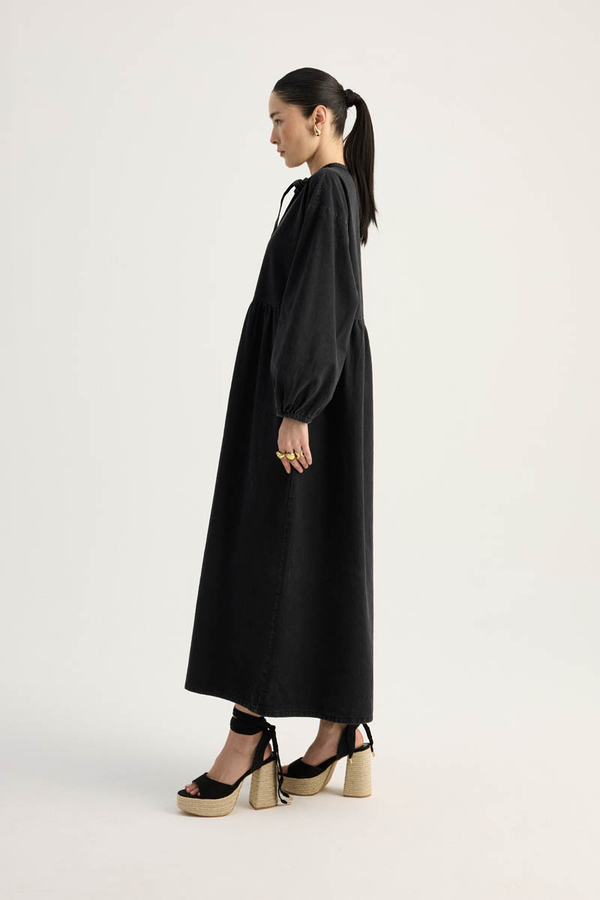 Yakadan Bağlamalı Denim Elbise Siyah - 14