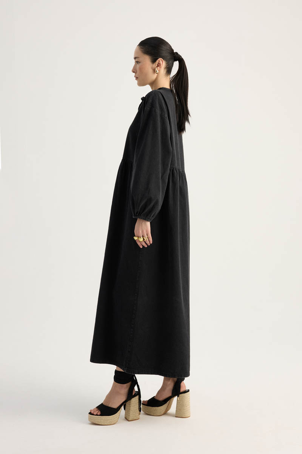 Yakadan Bağlamalı Denim Elbise Siyah - 13