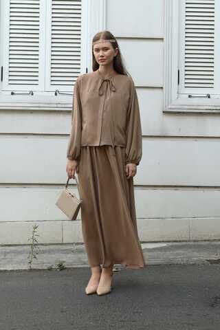 Yakası Bağcıklı Gömlek Etek Takım Açık Taba - 1