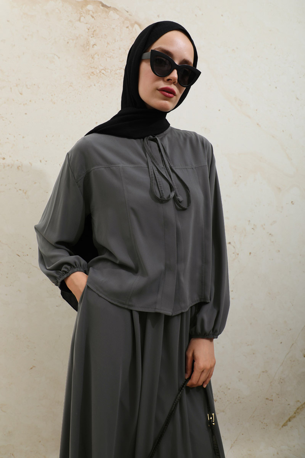 Yakası Bağcıklı Gömlek Etek Takım Füme - 10