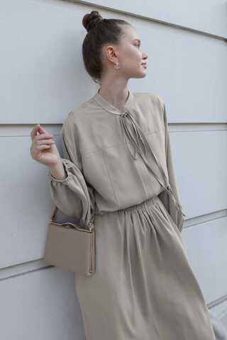 Yakası Bağcıklı Gömlek Etek Takım Taş - 1