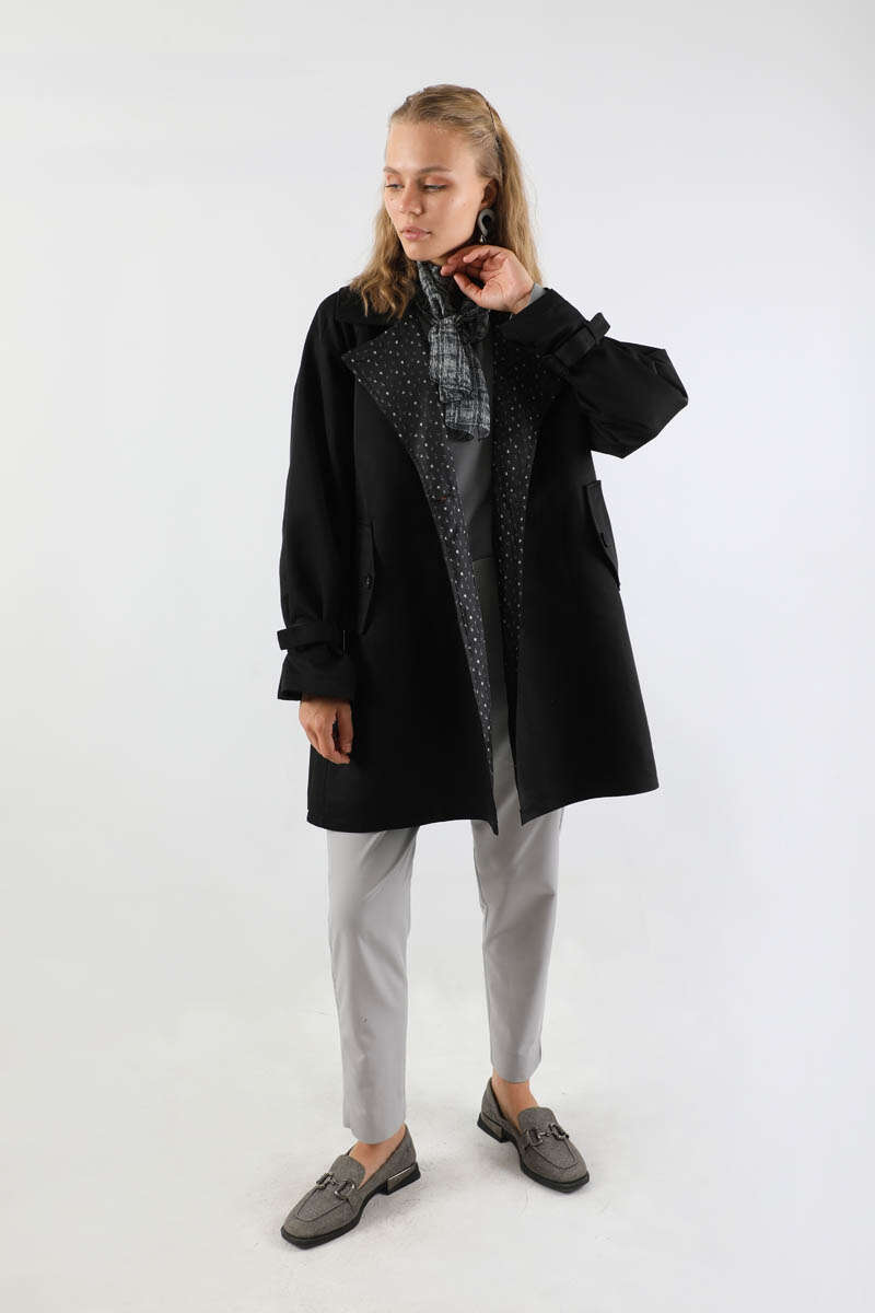 Yakası Desenli Midi Trençkot Siyah