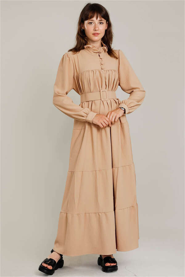 Yakası Fırfırlı Beli Kemerli Elbise Camel - 1