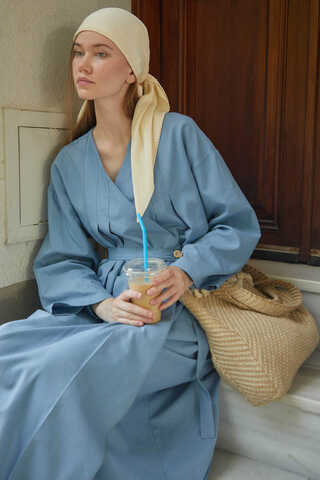 Yakası Pile Detaylı Keten Abaya Bebe Mavisi - 10