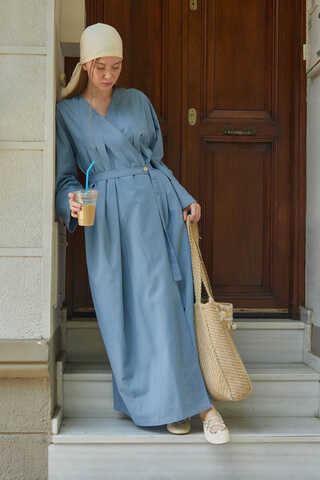 Yakası Pile Detaylı Keten Abaya Bebe Mavisi - 2