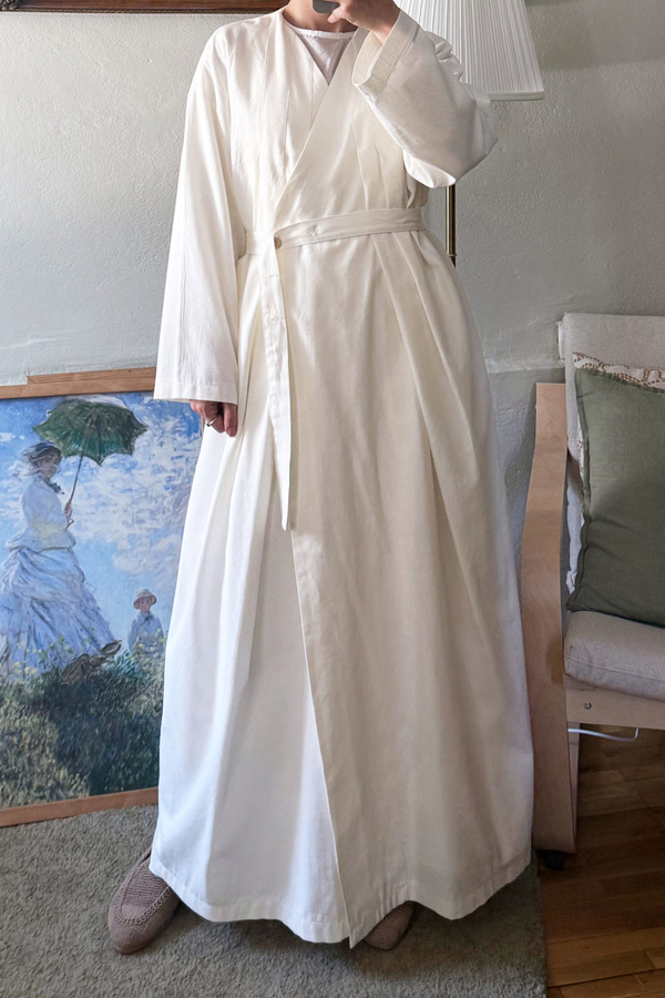 Yakası Pile Detaylı Keten Abaya Beyaz - 12