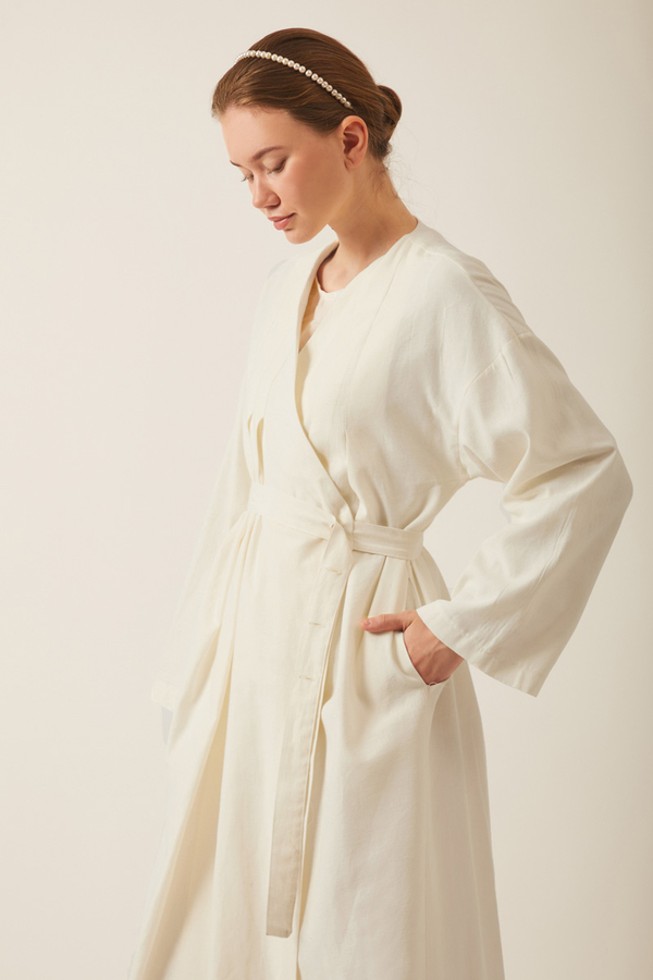 Yakası Pile Detaylı Keten Abaya Beyaz - 4