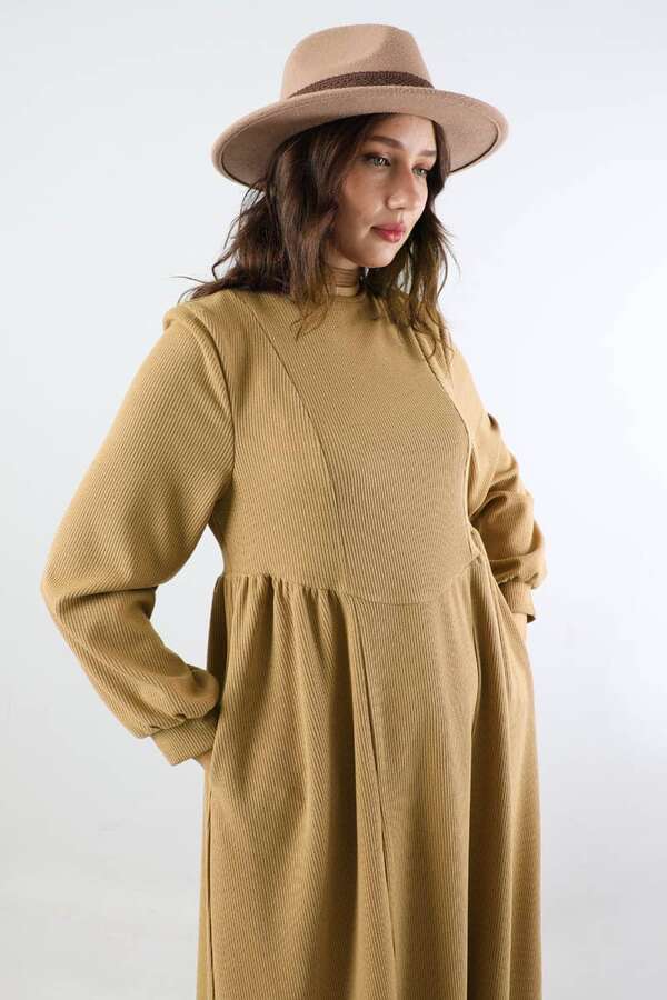 Yandan Pileli Elbise Camel - 4