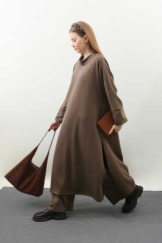 Yandan Yırtmaçlı Uzun Takım Kahverengi - 5