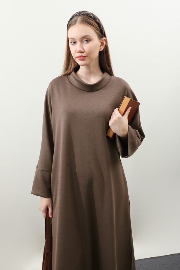 Yandan Yırtmaçlı Uzun Takım Kahverengi - 6