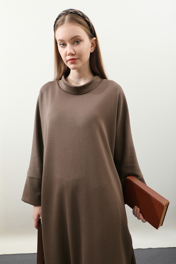 Yandan Yırtmaçlı Uzun Takım Kahverengi - 9