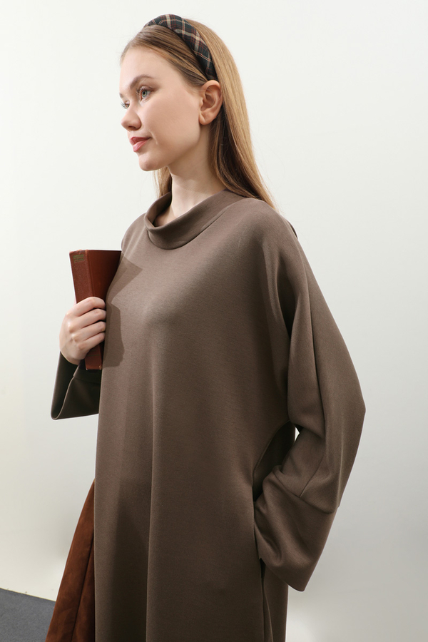 Yandan Yırtmaçlı Uzun Takım Kahverengi - 1