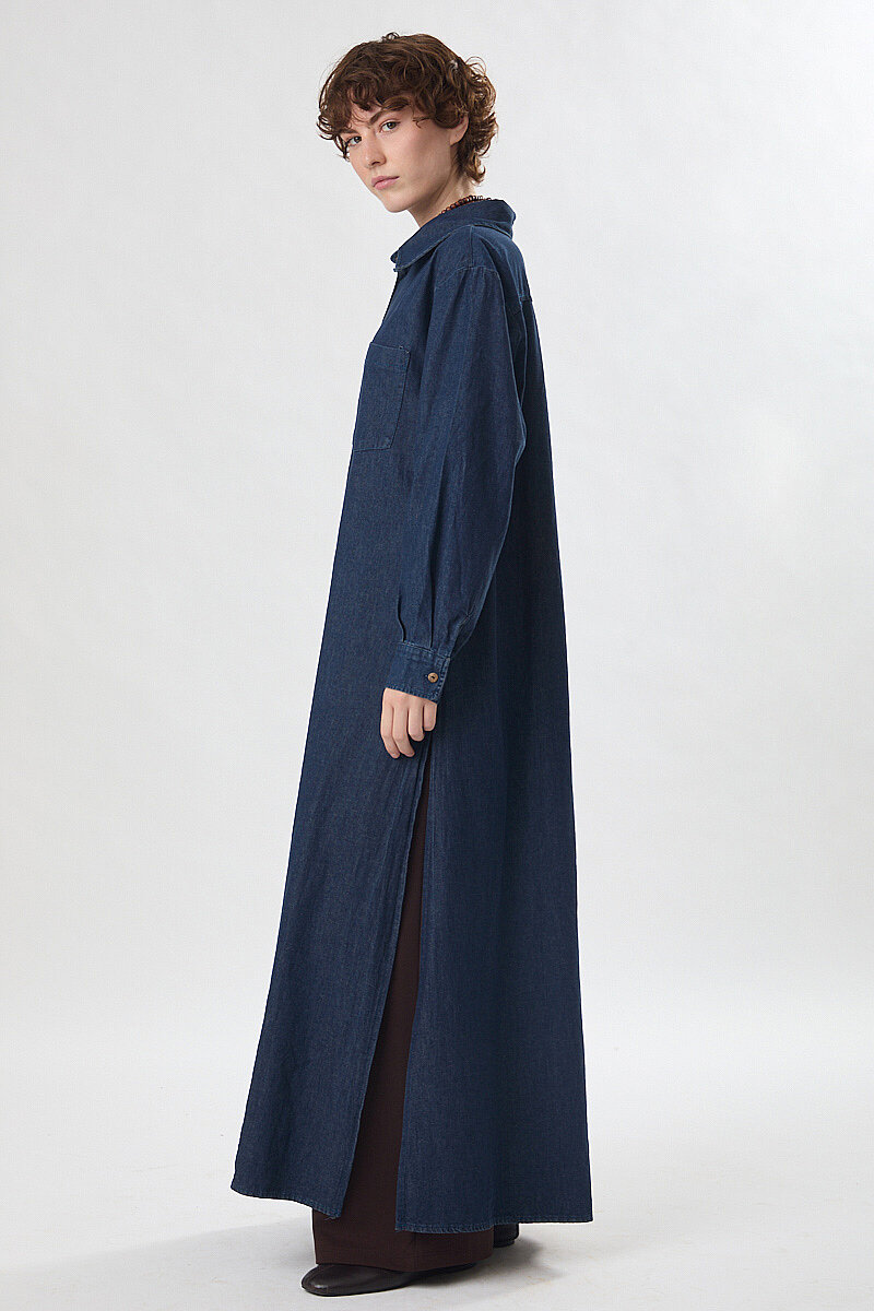 Yanlardan Derin Yırtmaçlı Uzun Denim Gömlek Koyu Mavi - 5