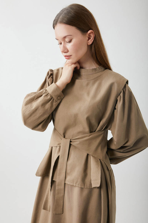 Yeleği Bağlamalı Elbise Takım Camel - 4