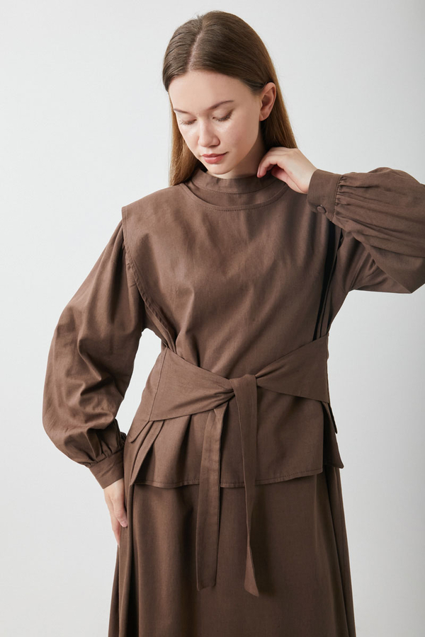 Yeleği Bağlamalı Elbise Takım Kahverengi - 6