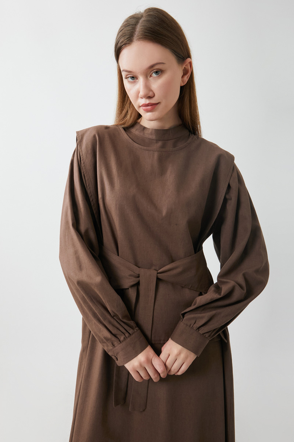 Yeleği Bağlamalı Elbise Takım Kahverengi - 8