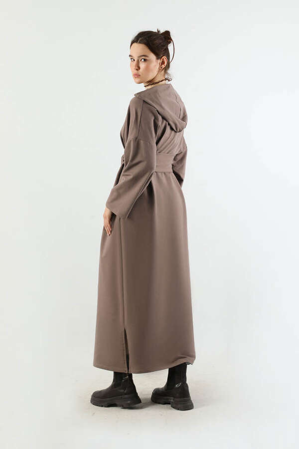 Yırtmaçlı Kapüşonlu Elbise Kahverengi - 6